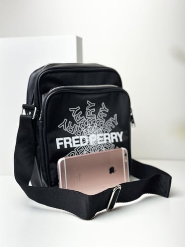 شنطة فريد بيري