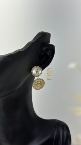 حلق كارولينا هيريرا