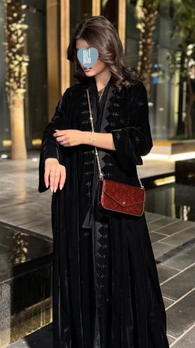 Black velvet abaya with embroidery