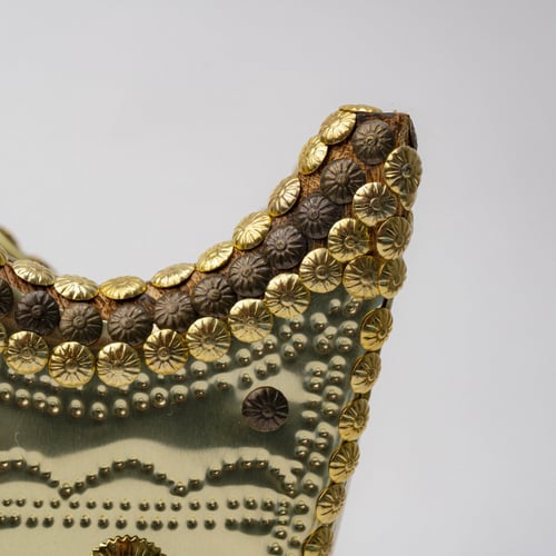 طقم ذهبي - قمور الماني - رطب