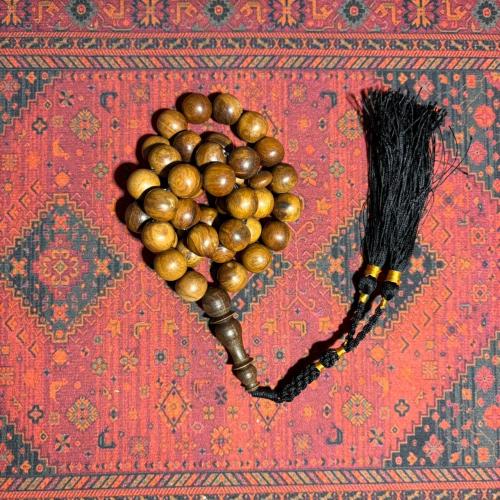 خشب العود المروكي