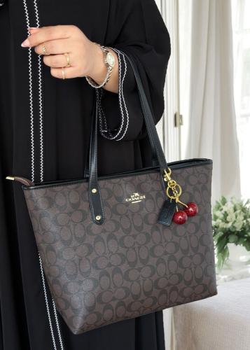 جامــعة كوتــش توت باق | COACH College Tote Bag