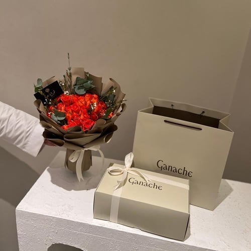 باقة ميني اورنج مع الكيك