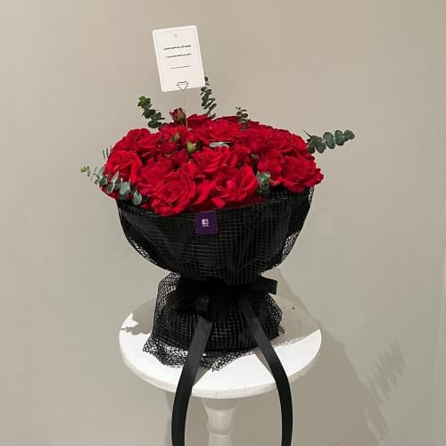 باقة جوري وبيبي روز