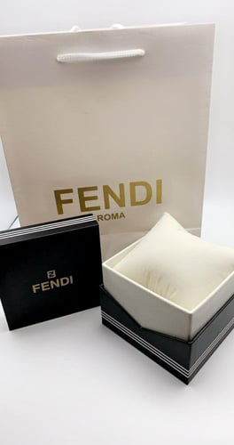 فيندي ذهبي مينا أخضر نسائيه