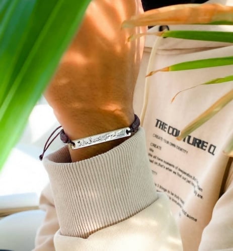 اسوارة رجاليه اسم أو عبارة - متجر دارين