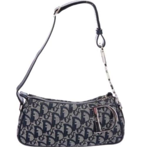 Dior – (Vintage Big D Underarm Bag) Dior – حقيبة V...