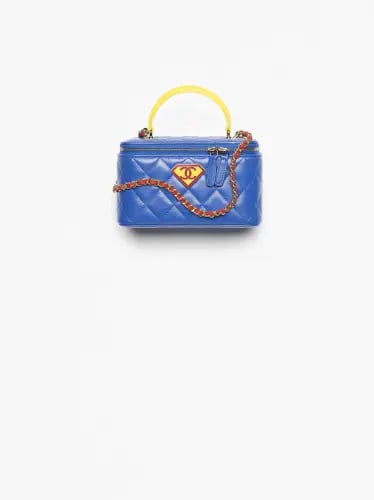 CHANEL – حقيبة Superman Box 26A (Superman Box Bag)