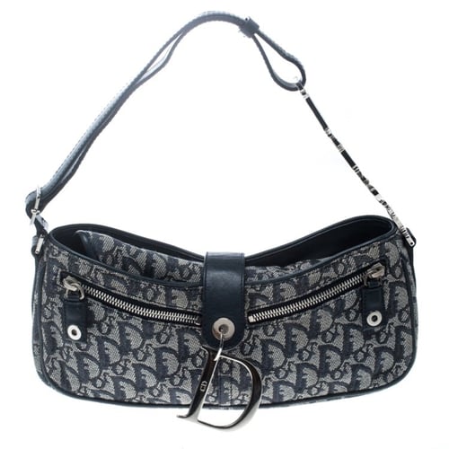 Dior – (Big D Buckle Underarm Bag)