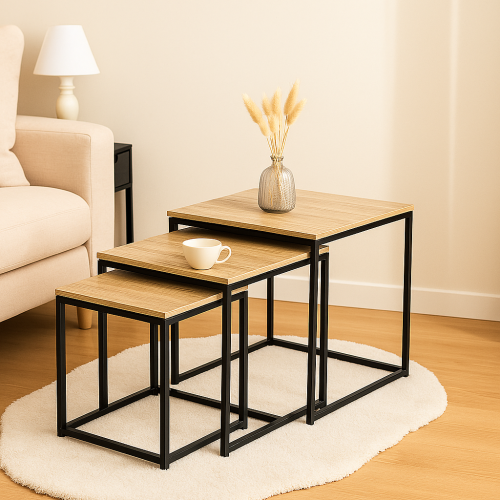 طقم طاولات خدمة مربعة – 3 قطع بتصميم متداخل وأنيق