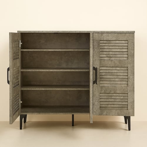 جزامة خشبية بثلاثة أبواب بتصميم أنيق وعملي