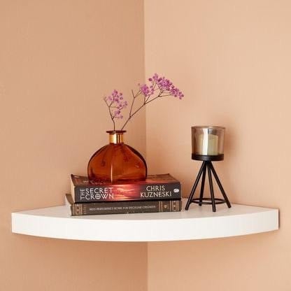 رف حائط للزاوية