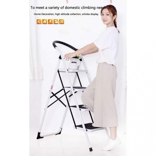 سلم قابل للطي وسهل التخزين 4 دور