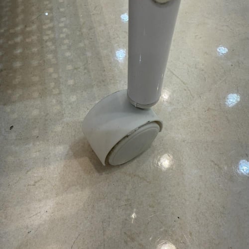 عربية تخزين حديد بعجلات – عملية، متينة، وتهوية ذكي...