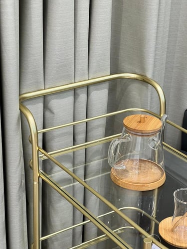 عربية تقديم حديد