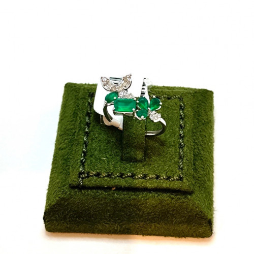 Diamond ring