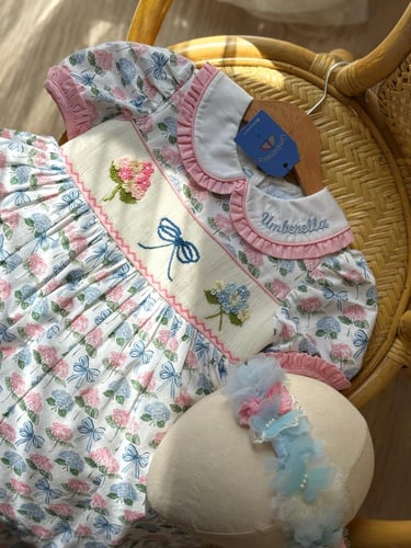 فستان فيونكة Bow Dress