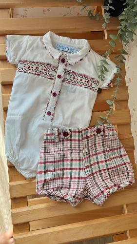 طقم ولادي - كاروهات باللون البرغندي