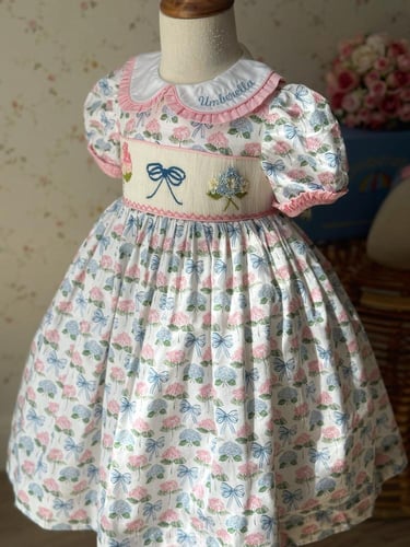 فستان فيونكة Bow Dress