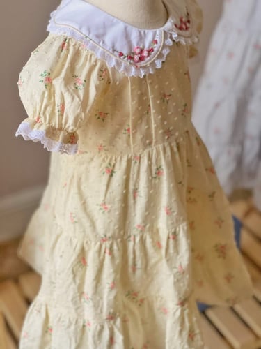 فستان فلورا Flora - سكري