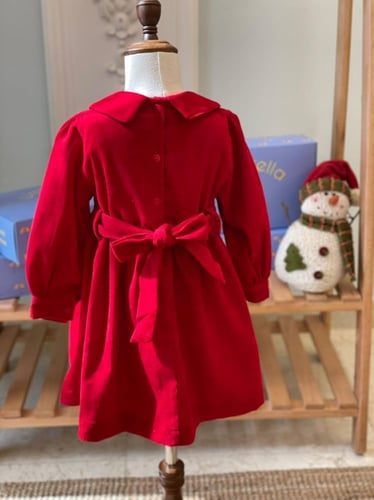 فستان شتوي مخمل احمر (220 - 240 ريال)