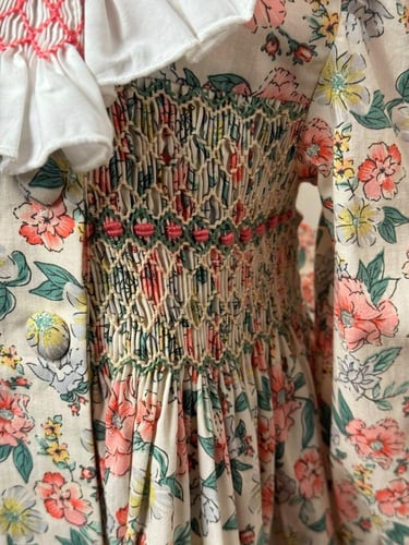 فستان مورد بألوان الخريف