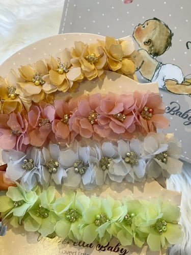 طوق ورود - رمادي