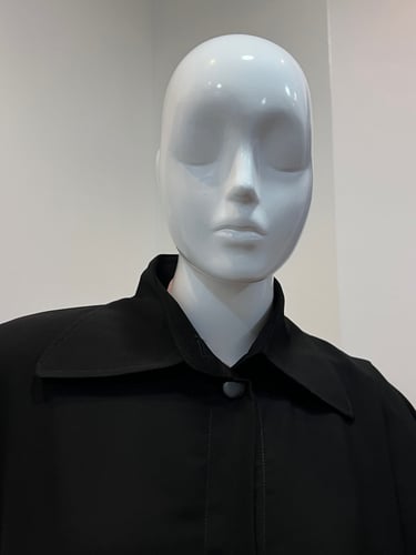 عبايه سوداء