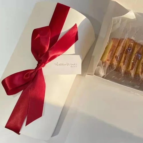 علب نصف دائري