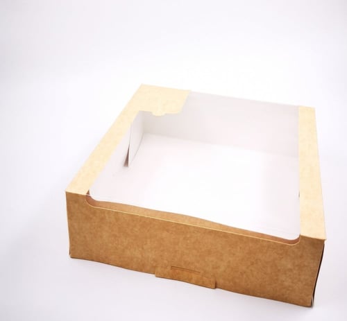 علب كيك مربع