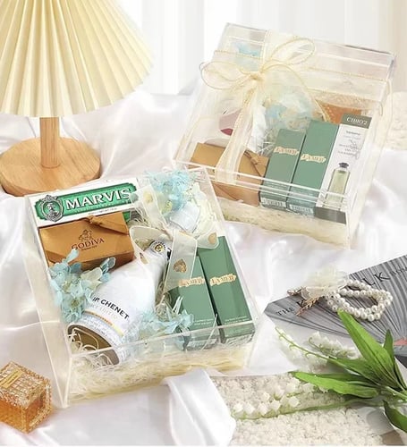 علب اكريلك سميكه مربعه