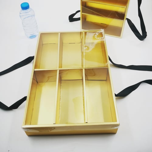 علب بحامل اسود