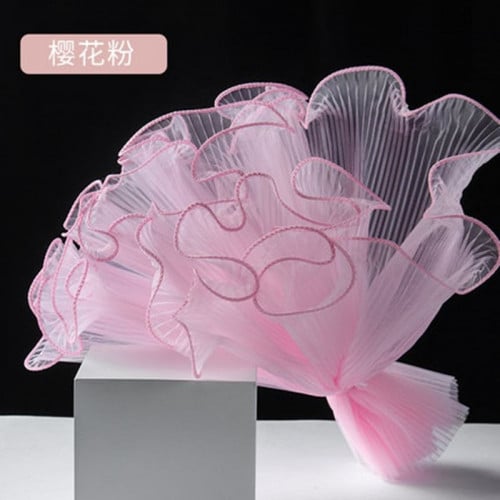 تغليف ورد قماش وردي