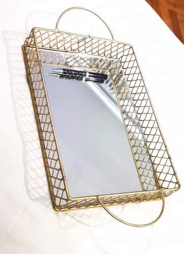 صواني ذهبيه