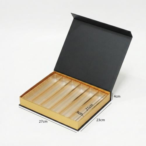 علب شوكولاتة فاخره مقسمه