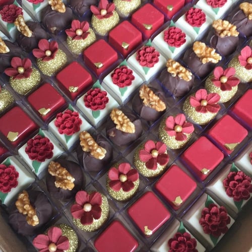 مقسمات فرديه شفاف مربعه