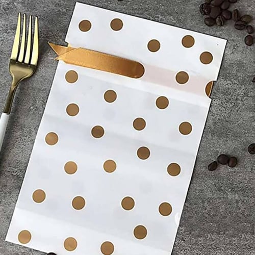 أكياس هدايا منقط