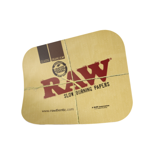 Original magnetic plate cover from Raw