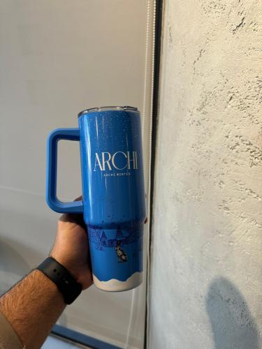 كوب ارتشي كبير تصميم شتوي