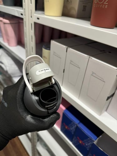 أوالا زجاجة مياه معزولة من الفولاذ المقاوم للصدأ م...