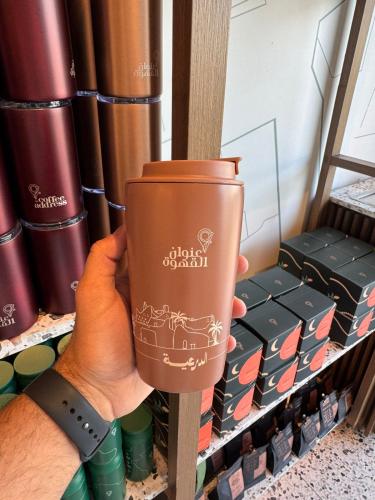 عنوان القهوة - مق التاسيس ستاندر لون بني