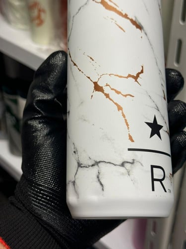 خذها زي ما هي - مق ستاربكس رخامي ابيض