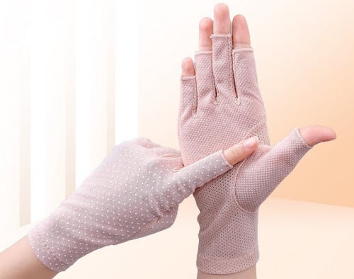 قفاز قيادة نسائي قماشي منقط - فتحات للأصابع