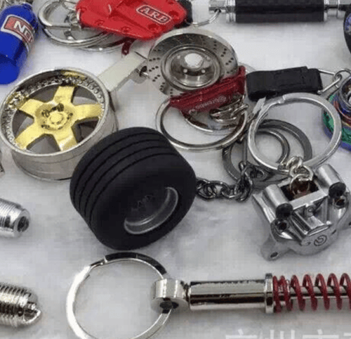 ميداليات معدنية لأجزاء السيارة