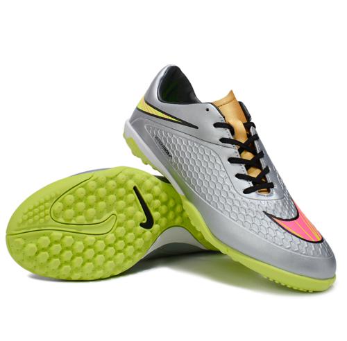 بوت نايك فانتنوم انجيله