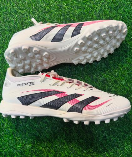 بوت اديداس انجيله