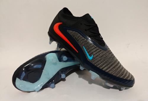 بوت نايك فانتنوم