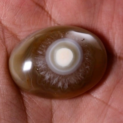 حجرعقيق سليماني هندي أصلي وطبيعي عين منتصفها نقطة...