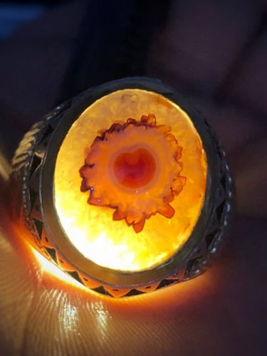 خاتم من نوادر العقيق السليماني الهندي الطبيعي عين...