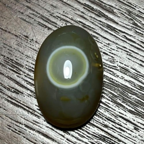 حجر عقيق سليماني هندي طبيعي أخضر عين في المنتصف